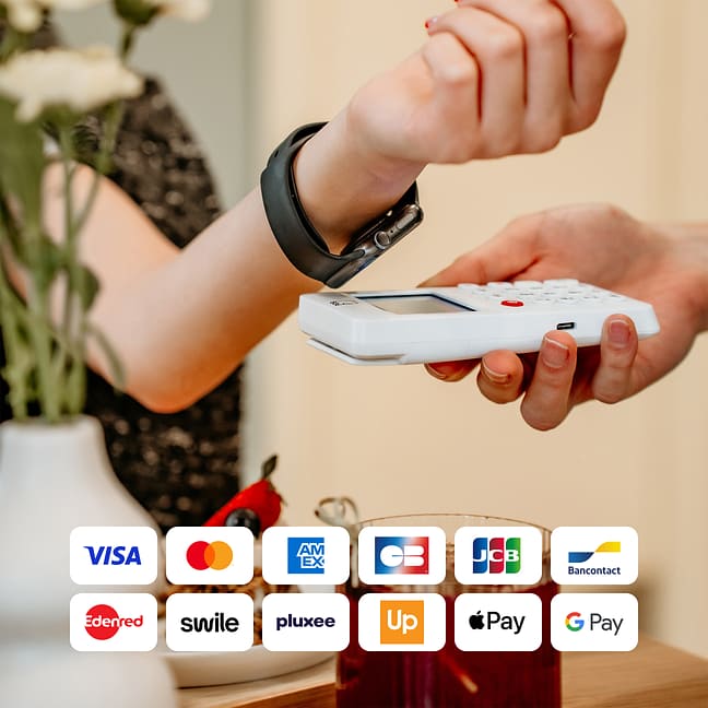 Contactless payment with a smartwatch or fitness tracker on a myPOS terminal